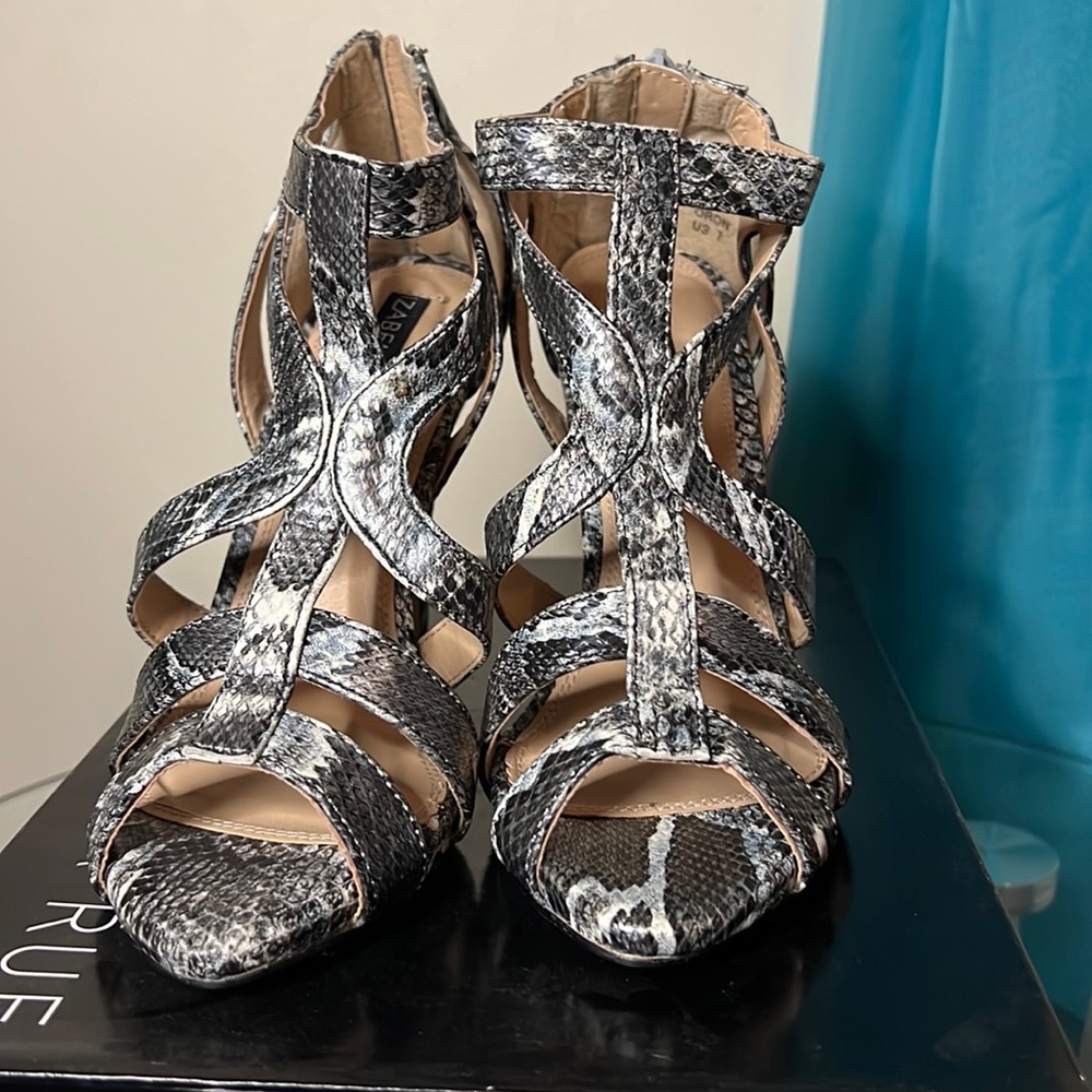 NWB Never Worn!! Grey/Blue Snakeskin Sandals